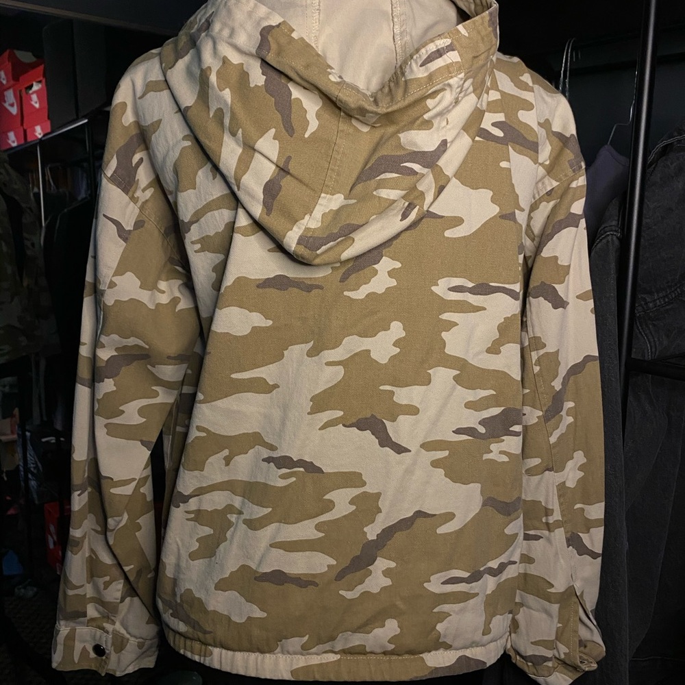 Army jacket - Picture 3 of 3
